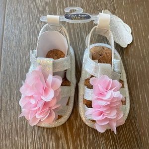 Infant white and pink sandals